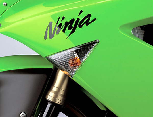 kawasakizx10r2006-7059-004-f[1]