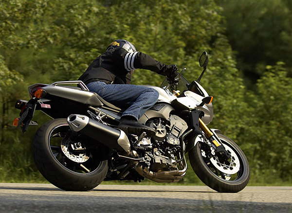 yamaha-fz1-06-bikepics-423090