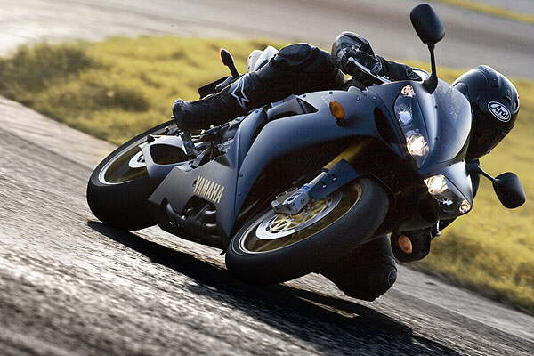yamaha-r1-06-bikepics-423027