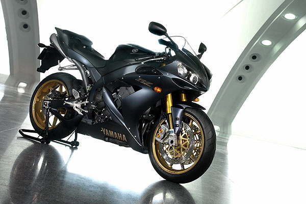 yamaha-r1-06-bikepics-423033