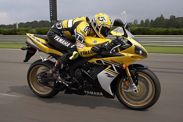 yamaha-r1-06-bikepics-423051