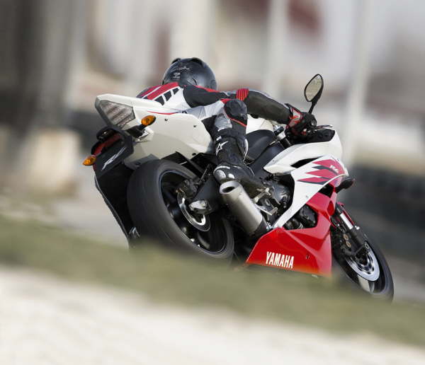 yamaha-r6-06-bikepics-422397