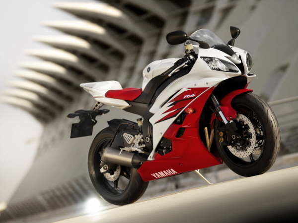 yamaha-r6-06-bikepics-422398