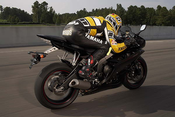 yamaha-r6-06-bikepics-422480