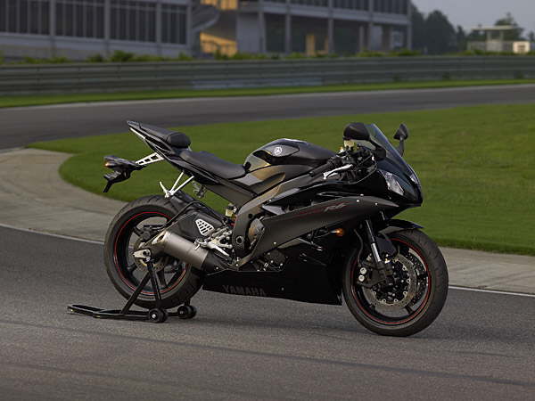yamaha-r6-06-bikepics-422486