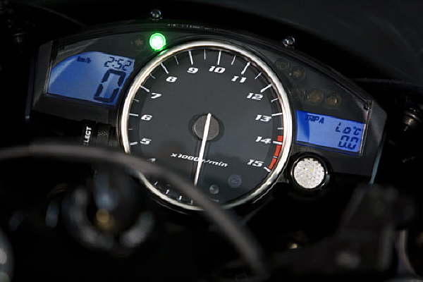 YZF R1
